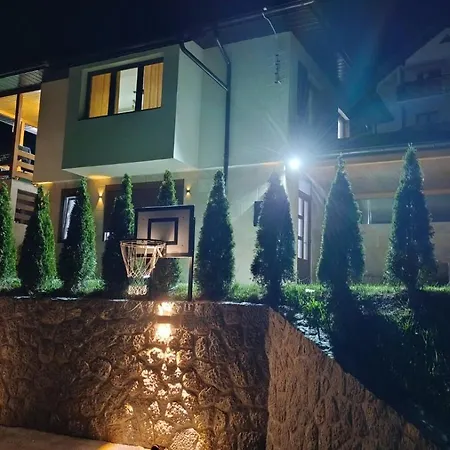 컨트리하우스 Lazarev